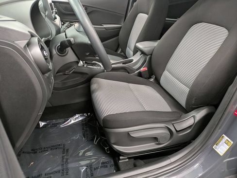 Certified 2023 Hyundai Kona SE AWD/4WD image 9