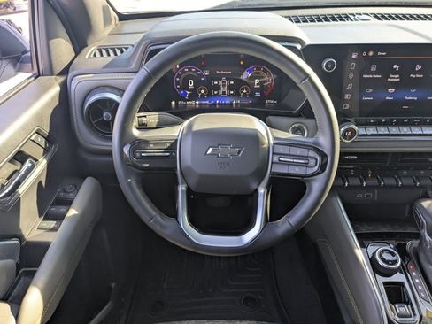 Used 2024 Chevrolet Colorado ZR2 w/ Technology Package image 17