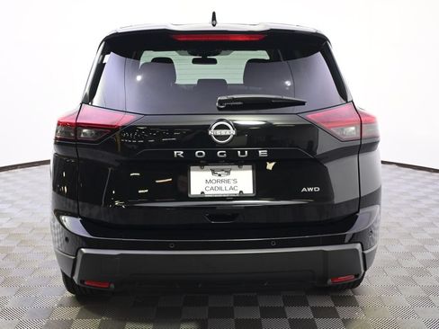 Used 2025 Nissan Rogue SV AWD/4WD image 5