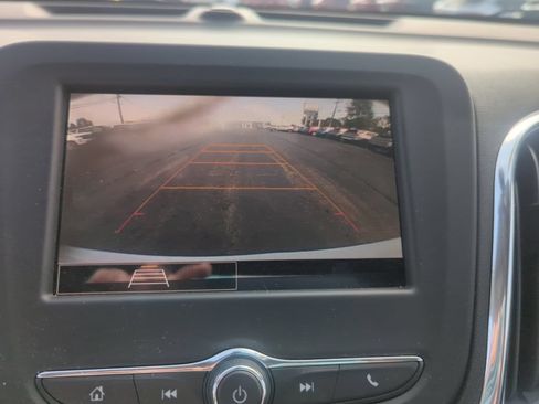 Certified 2024 Chevrolet Equinox LT FWD image 25