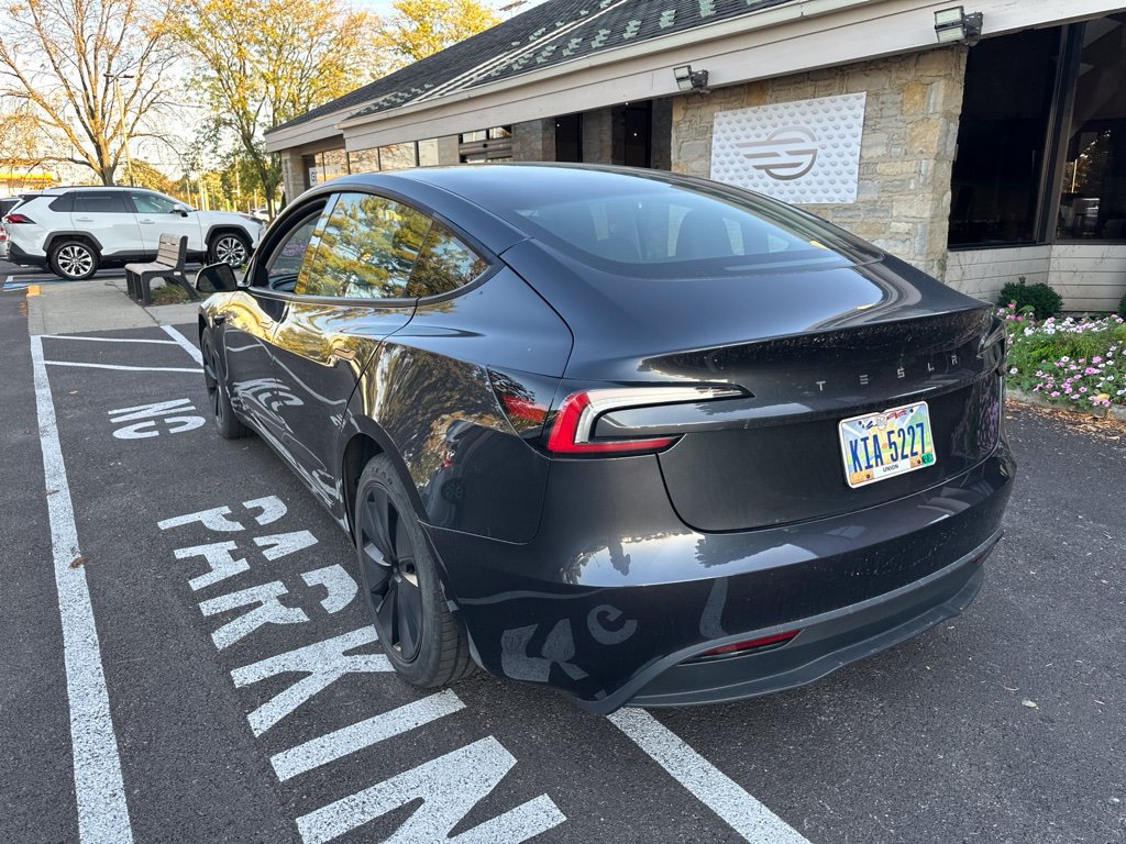 Used 2024 Tesla Model 3 Standard Range RWD image 8
