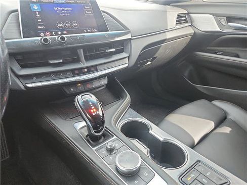 Used 2020 Cadillac CT4 V w/ Technology Package RWD image 20