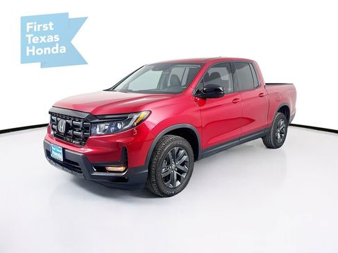 Certified 2025 Honda Ridgeline Sport image 3
