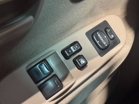 Used 2003 Toyota Tundra SR5 w/ TRD Off-Road Pkg AWD/4WD image 21