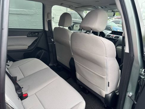 Used 2018 Subaru Forester 2.5i Premium w/ All-Weather Package AWD/4WD image 23