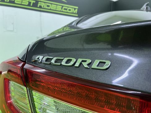 Used 2021 Honda Accord EX image 12