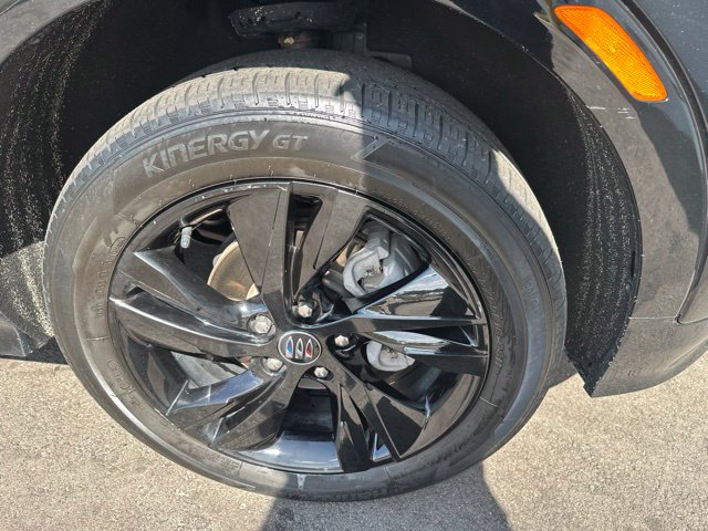 Used 2024 Buick Encore GX Sport Touring AWD/4WD image 9
