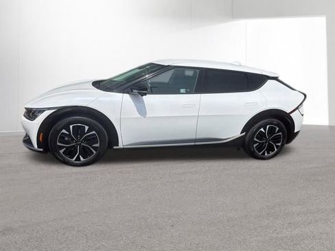 Certified 2024 Kia EV6 Wind w/ Wind Technology Package AWD/4WD image 2