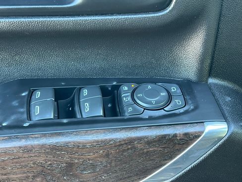 Used 2023 GMC Sierra 2500 Denali w/ Denali Black Diamond Edition image 25