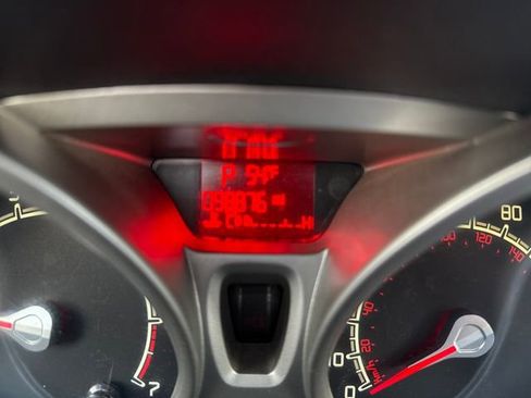 Used 2013 Ford Fiesta Titanium image 22