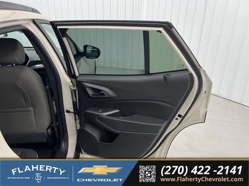 New 2026 Chevrolet Trax ACTIV w/ Driver Confidence Package FWD image 12