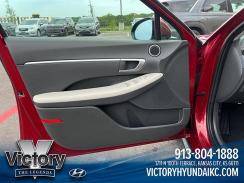 Used 2024 Hyundai Sonata SEL FWD image 10