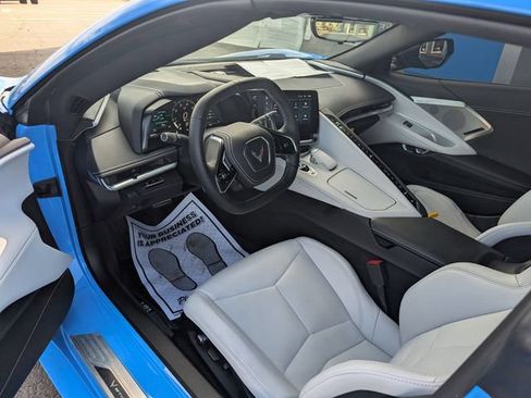 Used 2025 Chevrolet Corvette Stingray Preferred Cpe w/ 2LT RWD image 10