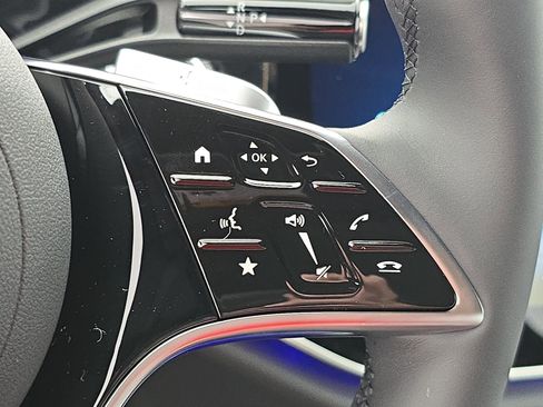 New 2026 Mercedes-Benz E 350 4MATIC Sedan image 18