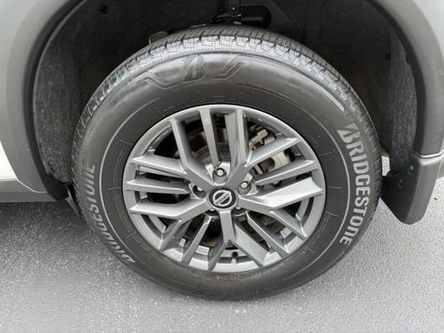 Used 2021 Nissan Rogue S FWD image 37