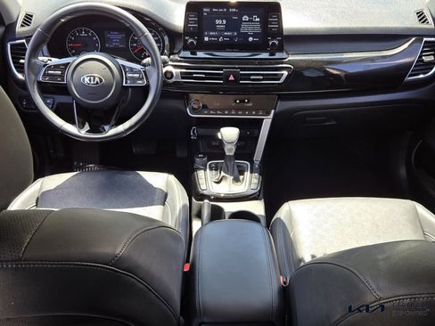 Certified 2021 Kia Seltos EX AWD/4WD image 12
