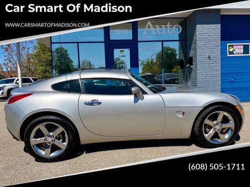 Used 2009 Pontiac Solstice GXP w/ Premium Package RWD image 1