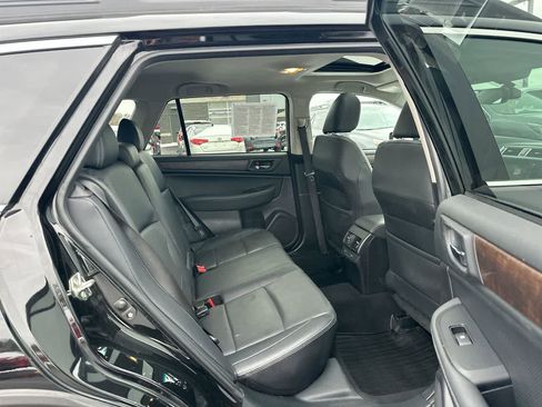 Used 2017 Subaru Outback 2.5i Limited image 26