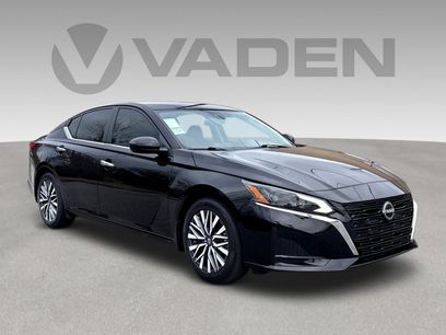 Certified 2025 Nissan Altima 2.5 SV