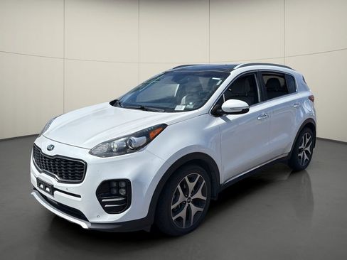 Used 2017 Kia Sportage SX image 3