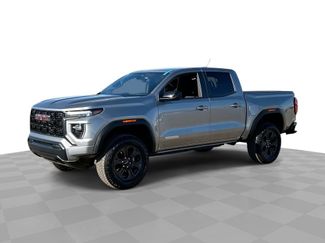 Used 2025 GMC Canyon Elevation video 1