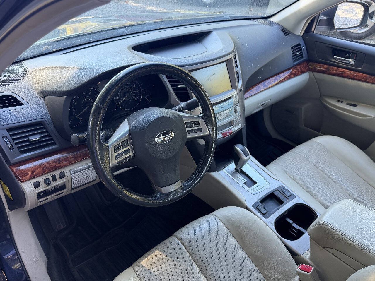 Used 2012 Subaru Legacy 3.6R Limited AWD/4WD image 5