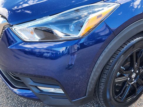 Used 2020 Nissan Kicks SR w/ SR Premium Package FWD image 5
