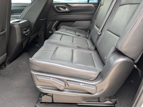 Used 2024 Chevrolet Suburban RST RWD image 22