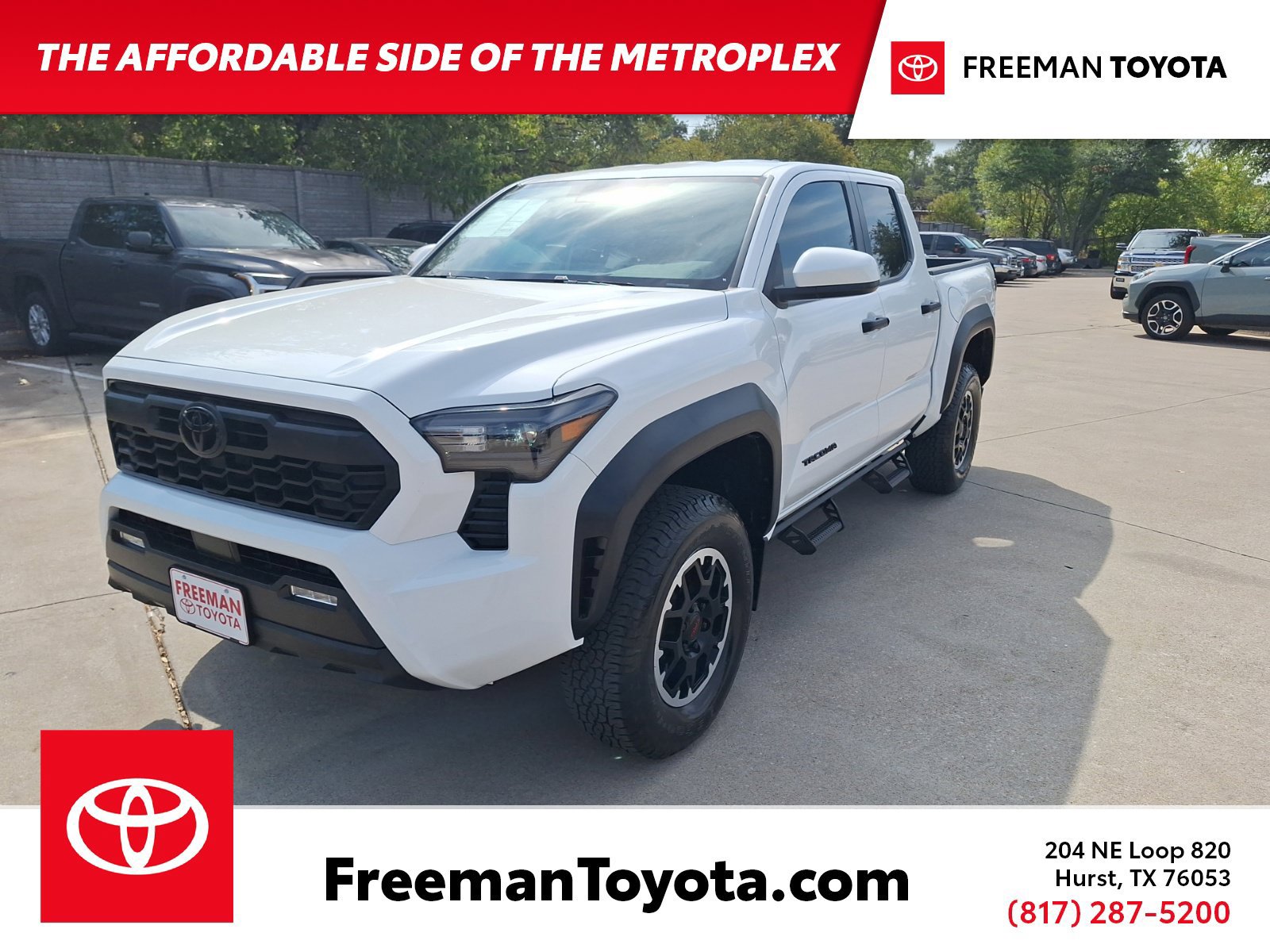 Used 2024 Toyota Tacoma TRD Off-Road AWD/4WD image 1