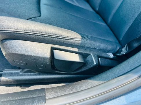 Used 2015 BMW 320i Sedan RWD image 24