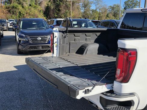 Used 2021 GMC Sierra 1500 AT4 w/ AT4 Value Package image 34