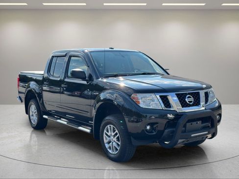 Used 2018 Nissan Frontier SV AWD/4WD image 7