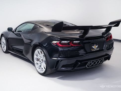 Used 2026 Chevrolet Corvette ZR1X AWD/4WD image 7