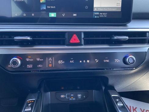 New 2025 Kia Sorento X-Line EX image 23