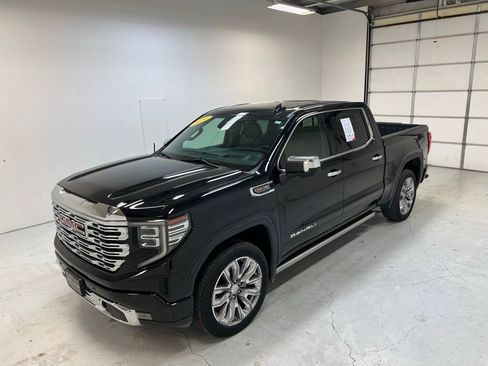 Used 2024 GMC Sierra 1500 Denali image 6