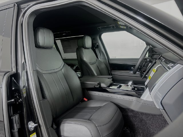 New 2026 Land Rover Range Rover Long Wheelbase SE AWD/4WD image 27