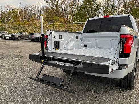 New 2025 Ford F150 Lightning Platinum image 20