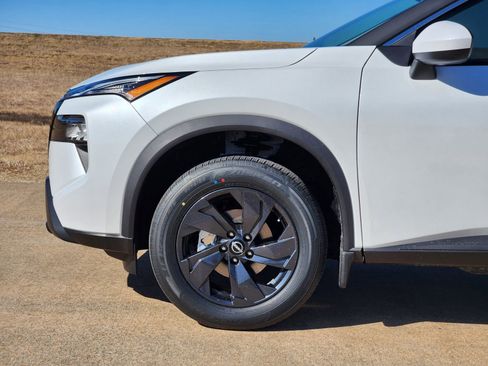 New 2026 Nissan Rogue SV w/ Cold Weather Package image 10