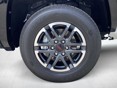 Certified 2024 Toyota Tacoma TRD Sport w/ TRD Sport Upgrade Package AWD/4WD image 15