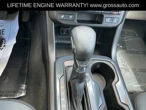 Used 2022 Chevrolet Colorado Z71 AWD/4WD image 23