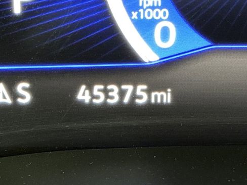 Used 2022 Volkswagen Atlas SE w/ Black Wheel Package image 6