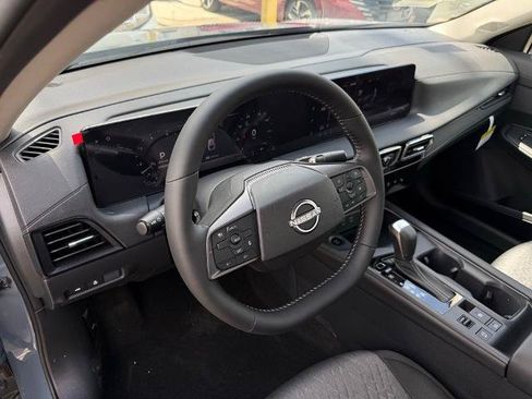 New 2026 Nissan Sentra SV w/ SV Convenience Package FWD image 16