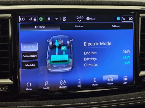 Used 2024 Chrysler Pacifica Limited FWD image 11