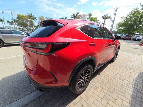 Used 2024 Lexus NX 250 FWD image 10