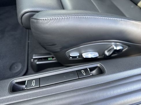 Used 2025 Porsche 718 Boxster GTS image 16