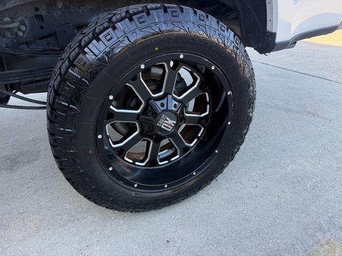 Used 2018 Ford F350 Limited w/ FX4 4x4 Off Road Package image 10