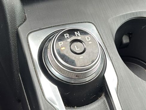 Used 2020 Ford Escape SE image 34