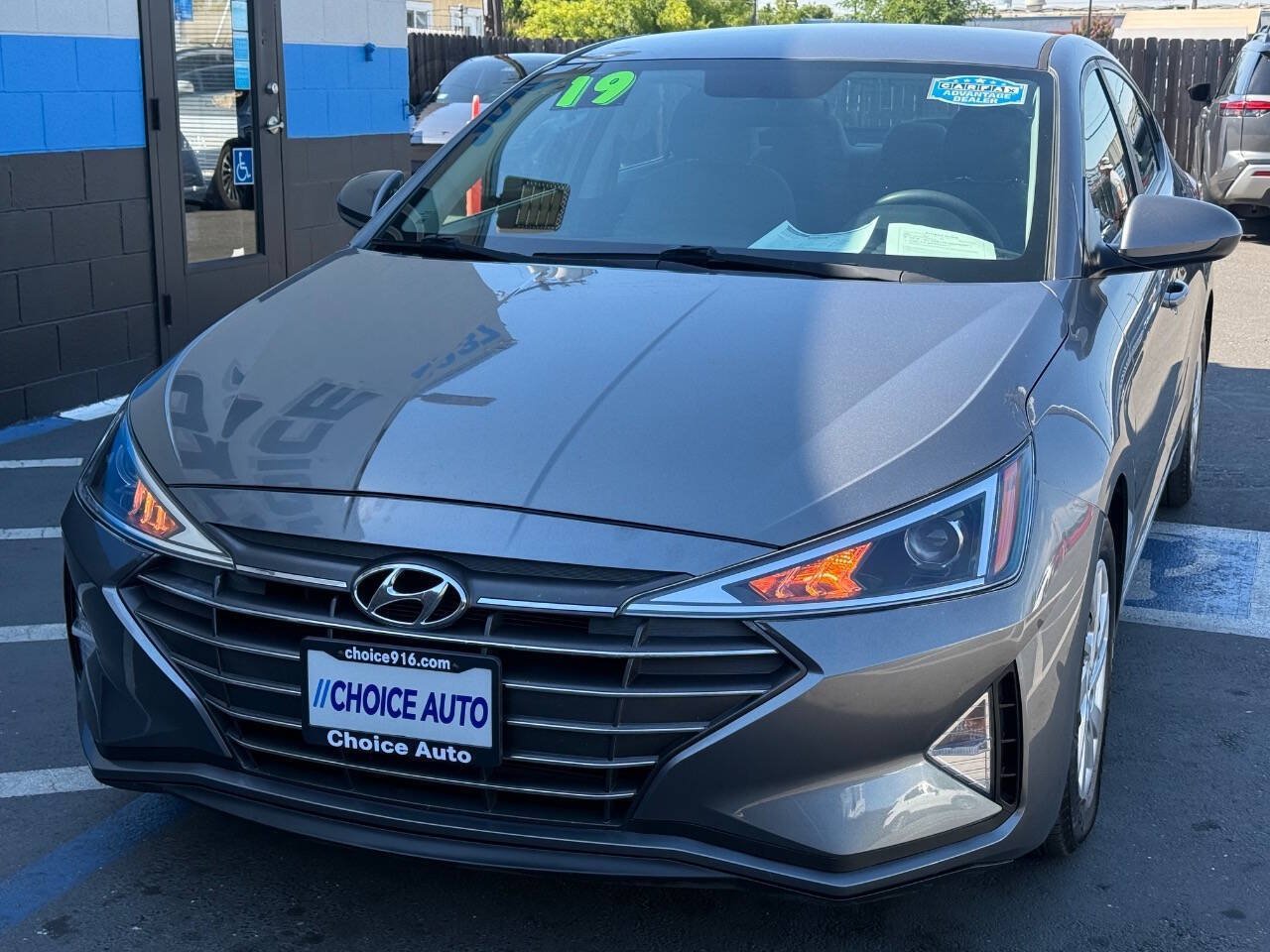 Used 2019 Hyundai Elantra SE FWD image 15