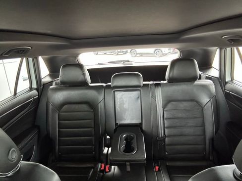 Used 2024 Volkswagen Atlas Cross Sport SEL R-Line AWD/4WD image 27