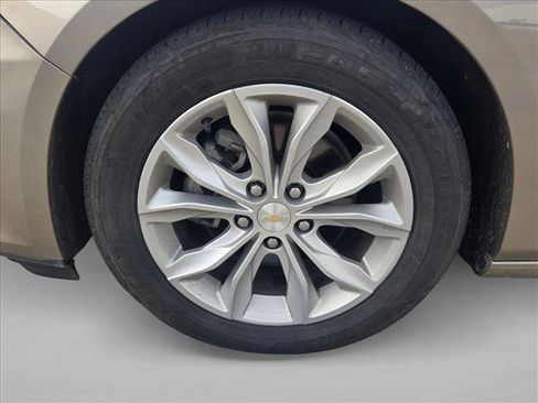 Used 2024 Chevrolet Malibu LT FWD image 10